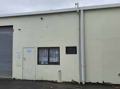 Workshop / warehousing / secure yard