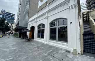 Large character tenancy on Fort Street