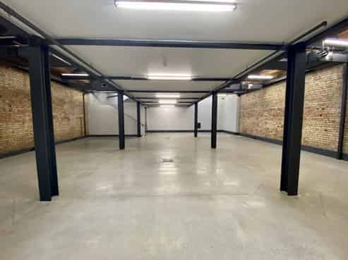 Large character tenancy on Fort Street