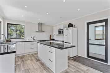 74 Richard Street, Opotiki and Surrounds