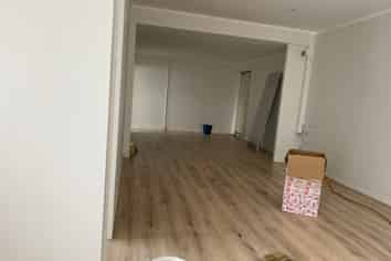 Large Warehouse with Yard Space - Greerton