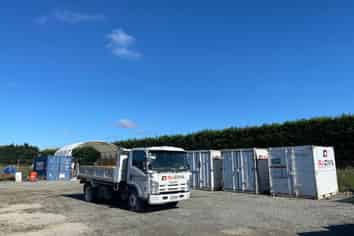 Huge Exposure Site with Multiple Options 