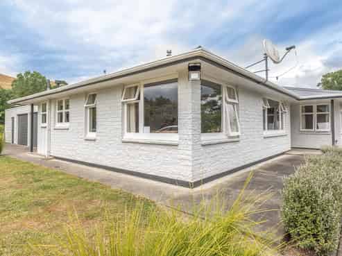 952 State Highway 4, Parikino