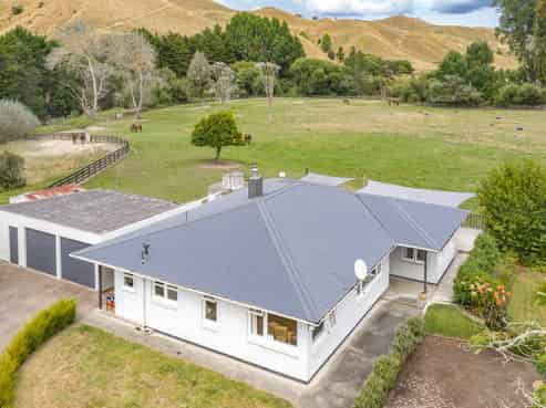 952 State Highway 4, Parikino