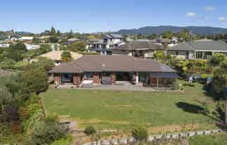 43 Norm Freeman Drive, 