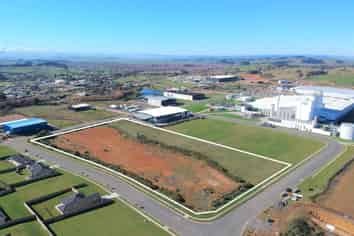 2.86 HA INDUSTRIAL LAND IN POKENO