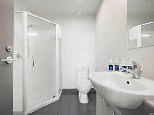 606/17 Amersham Way, Manukau