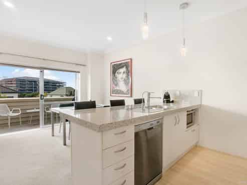 16a/15 Harrison Road, Mount Wellington