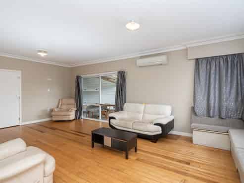 86 Tawa Street, Melville