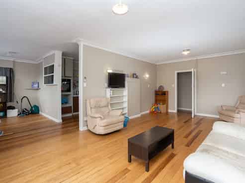 86 Tawa Street, Melville