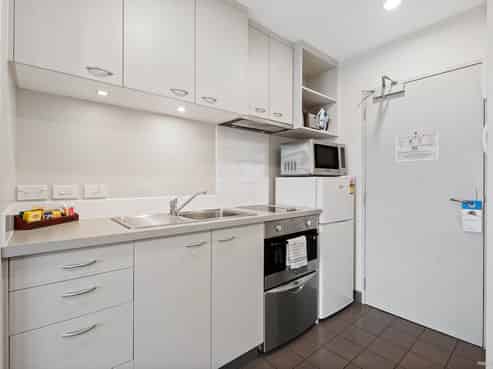 1001/17 Amersham Way, Manukau