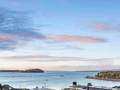 2 Karori Crescent, Orakei