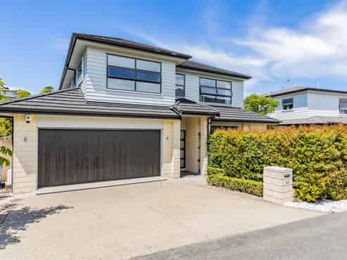 22 Bur Oak Terrace, Schnapper Rock