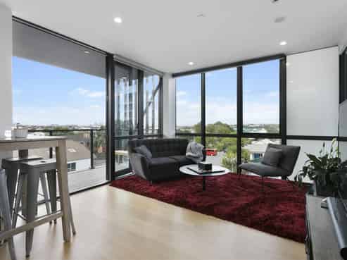 203/10 Auburn Street, Takapuna