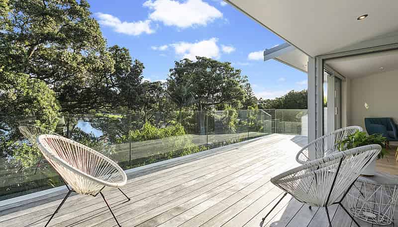 65 Rock Isle Road, Waiake