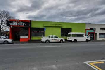 High Profile Showroom | Offices | Retail