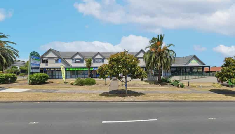 739 Chapel Road, Botany Downs