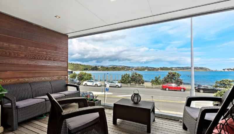 N102/326 Evans Bay Parade, Hataitai