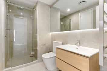 B-02/9 Walmer Road, Point Chevalier