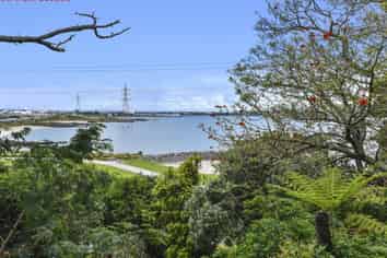 36B Seacliffe Road, Hillsborough