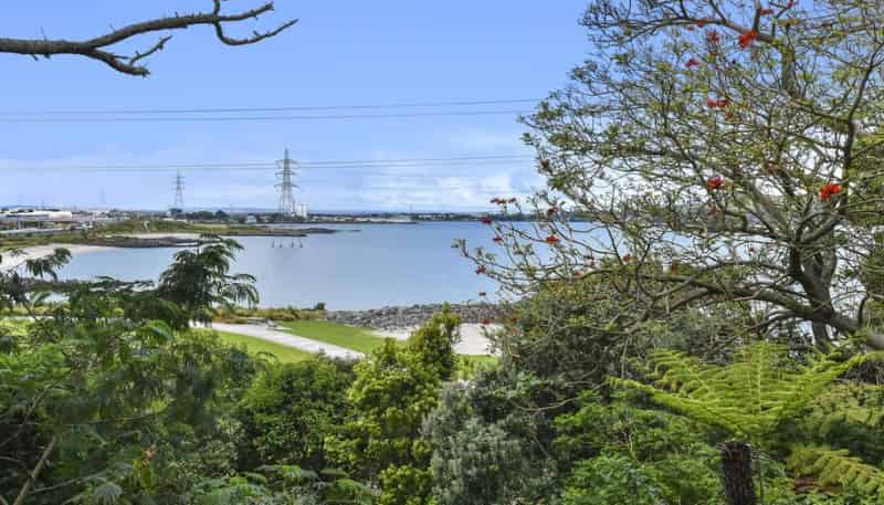 36B Seacliffe Road, Hillsborough