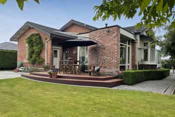 105 MacMaster Street, Richmond