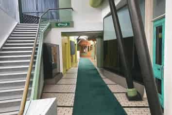 Metro Plaza Shop For Lease