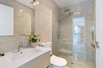 1/198A New Windsor Road, New Windsor