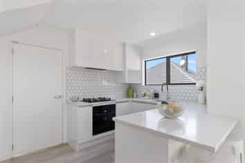 4/198A New Windsor Road, New Windsor