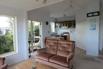 218 State Highway 10, Coopers Beach