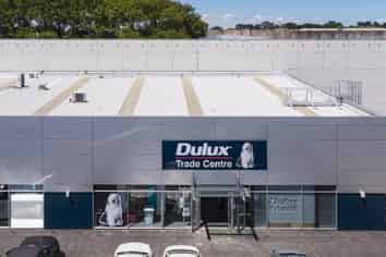 300sqm showroom / retail - corner position