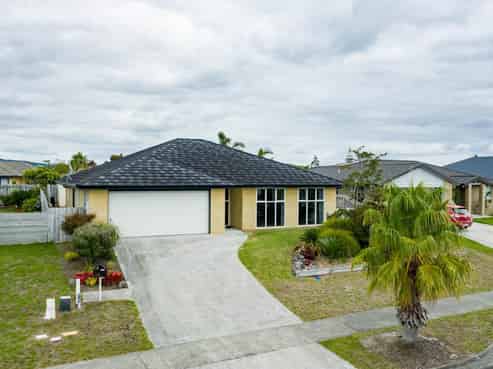 30 Key West Drive, One Tree Point