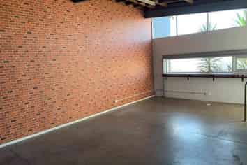 Display yard with office / showroom