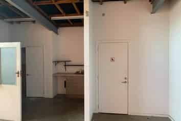 Display yard with office / showroom