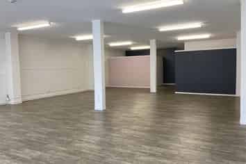 Prominent High Street Location