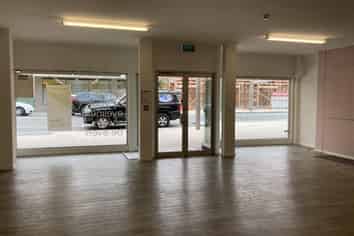 Prominent High Street Location