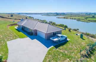 123 Slater Road, Ruawaro