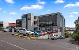 POSSIBLY THE CHEAPEST ON THE SHORE!