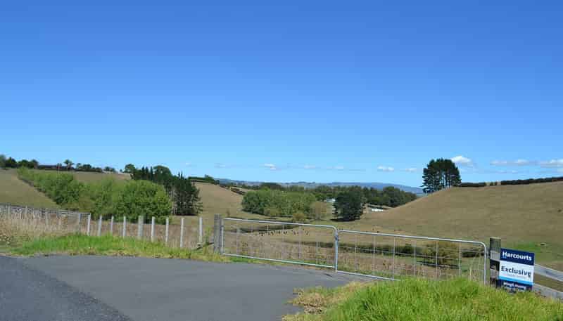 327 & 331 Dominion Road, Tuakau