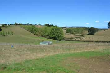 327 Dominion Road, Tuakau