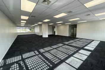 Hamilton East Beckons