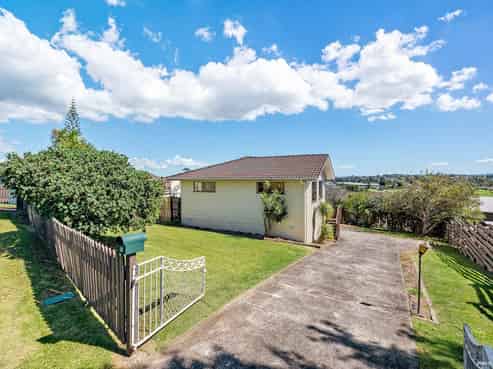 16 Lewisham Street, Highland Park