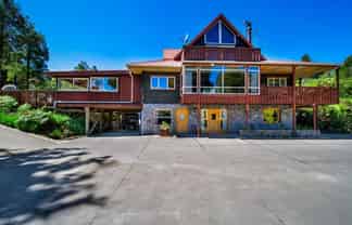 922A Pembroke Road, Stratford