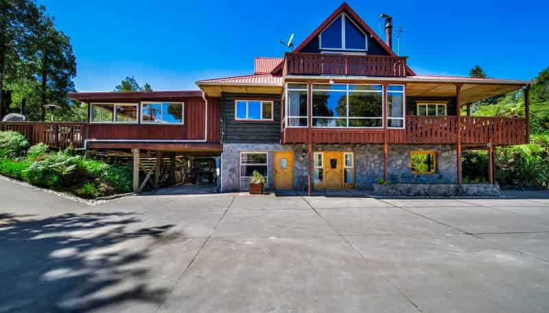 922A Pembroke Road, Stratford