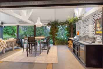 Auckland - Address withheld