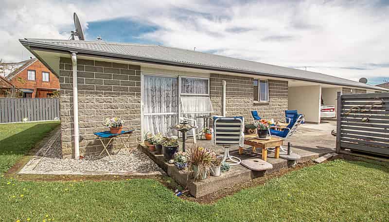 68B Henley Street, Westport