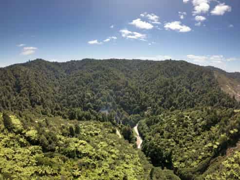 2552 Kauarapaoa Road, Brunswick