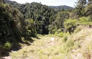 2552 Kauarapaoa Road, Brunswick