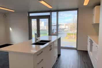 Quality Sockburn Office