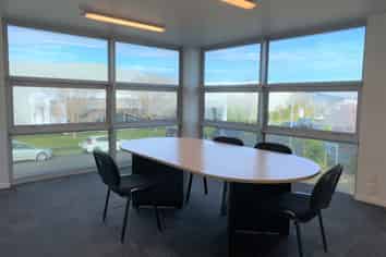 Quality Sockburn Office